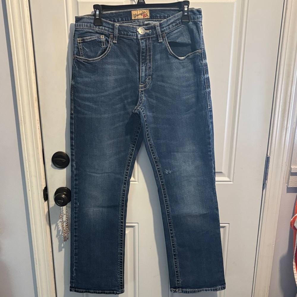 Wrangler Men's Straight Leg Blue Jeans with Light Fading